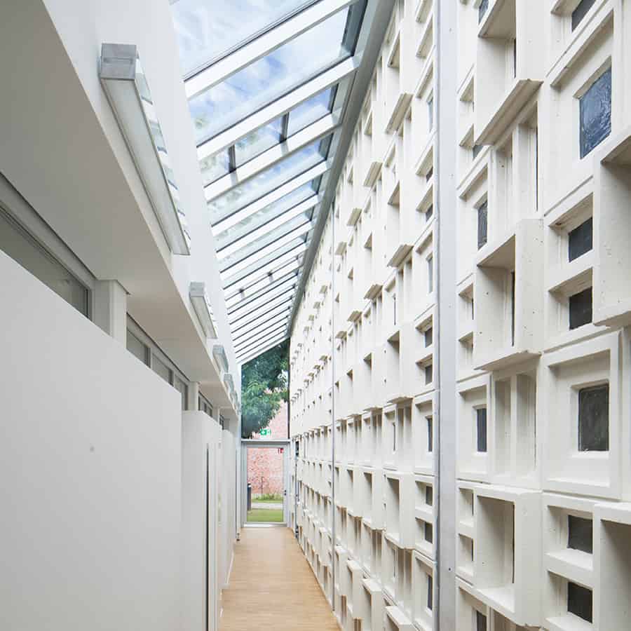 RTW Architekten Gemeindehaus GB Gang