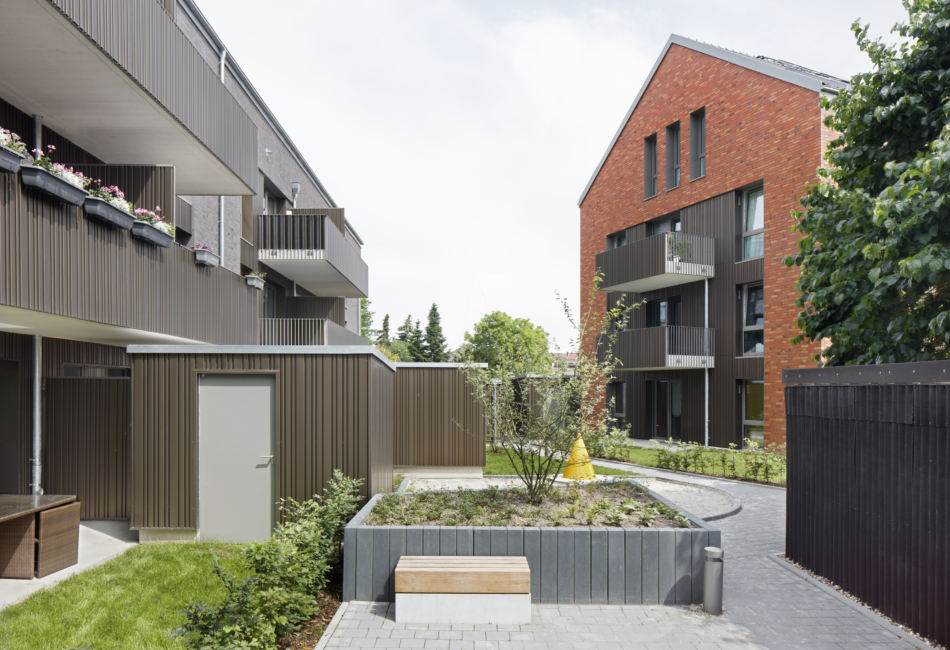 FA240602 4505 1 950x650